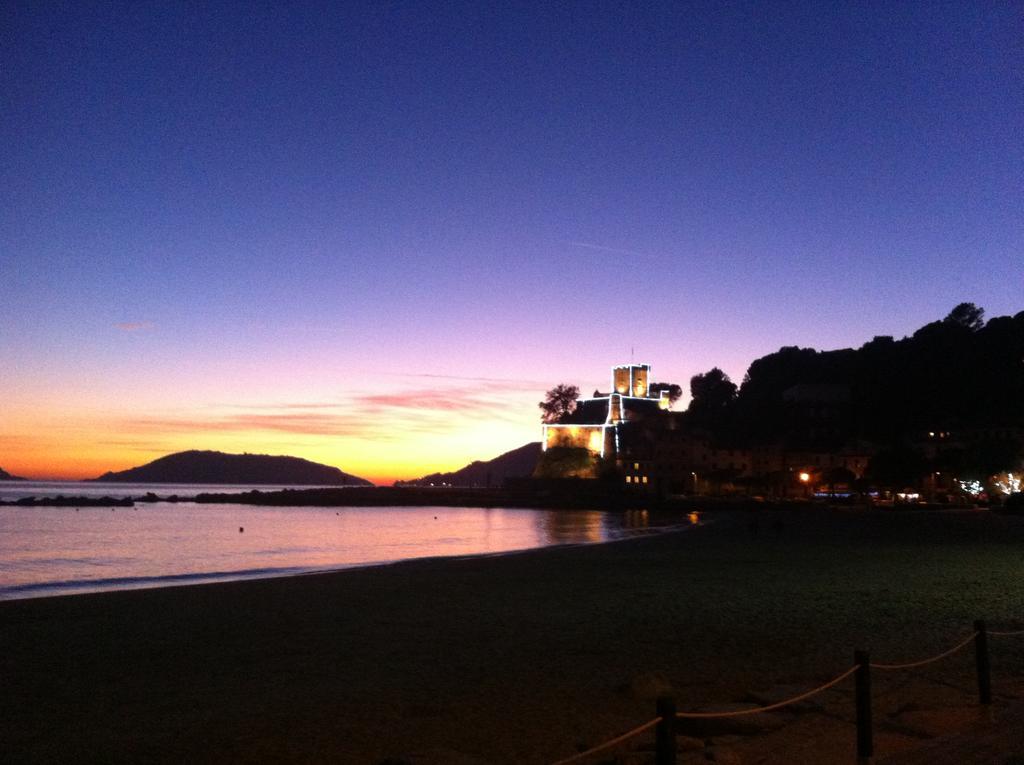 A casa di Alecarla Apartment Lerici Exterior foto